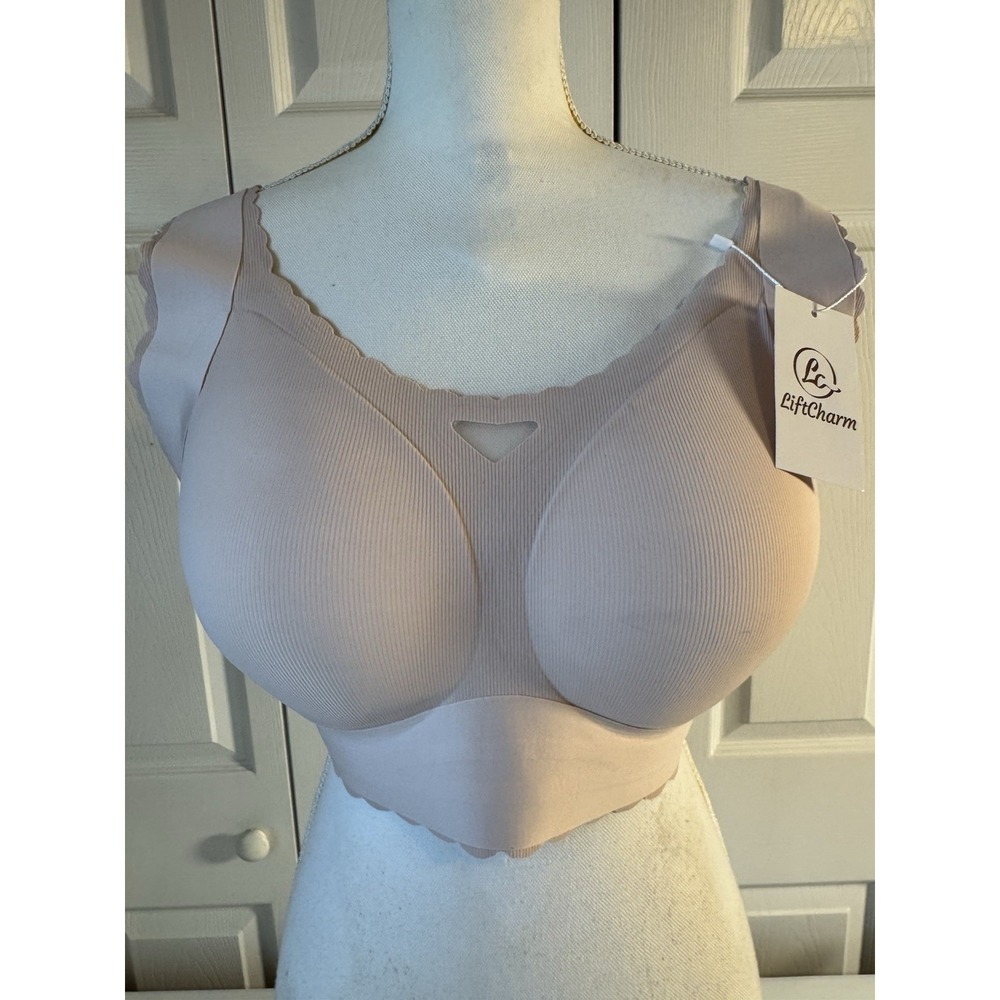 Women's Lift charm Bra Soft Pink 3XL Scalloped Ribbed Cut Out NWT Sexy